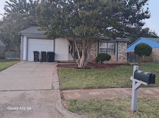 3824 Longmeadow Way, Fort Worth, TX 76133