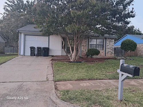 3824 Longmeadow Way Photo 1