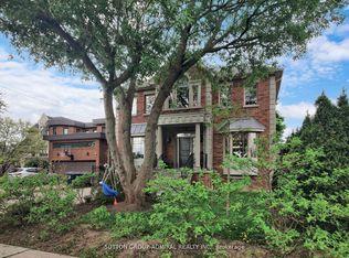 12 Harlock Blvd, Toronto, ON M3H 3L5