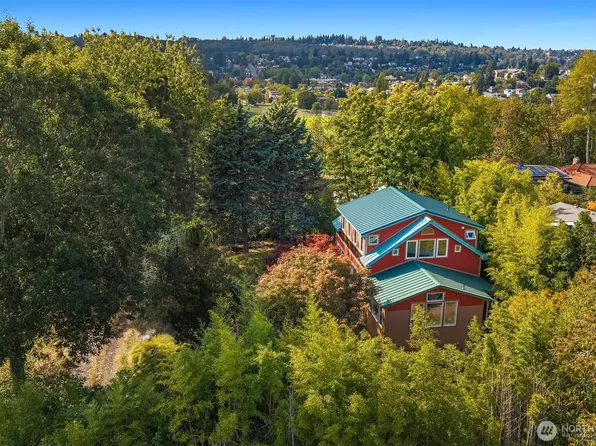 4520 47th Avenue S, Seattle, WA 98118