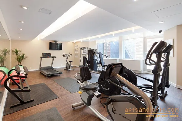 Rented by aptsandlofts.com | media 9