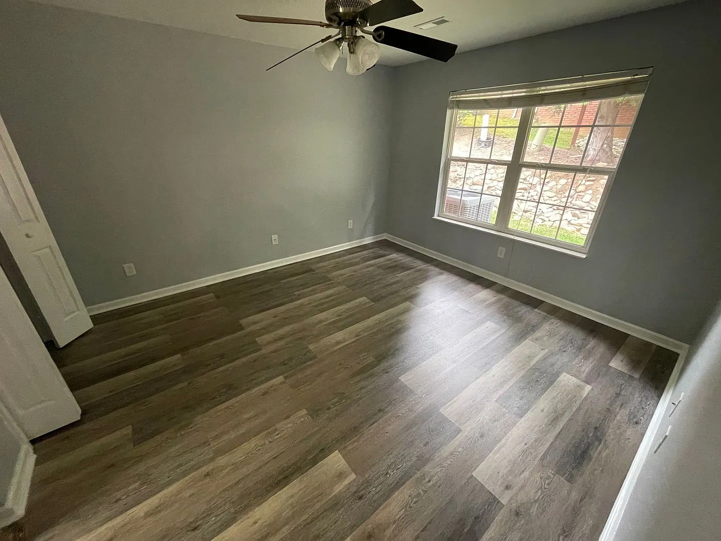 Quiet and easy access 2-bedroom / 2-bathroom home in East Knoxville — Photo 4
