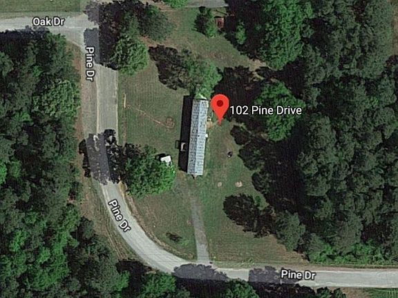 5th image of 102 Pine Dr