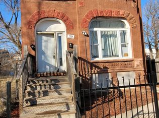 3334 W Walnut St #2, Chicago, IL 60624