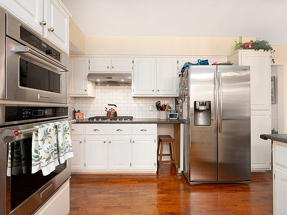 Kitchen - gas range top