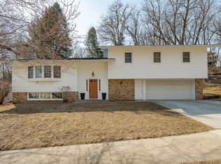 1734 Walden Ln SW, Rochester, MN 55902