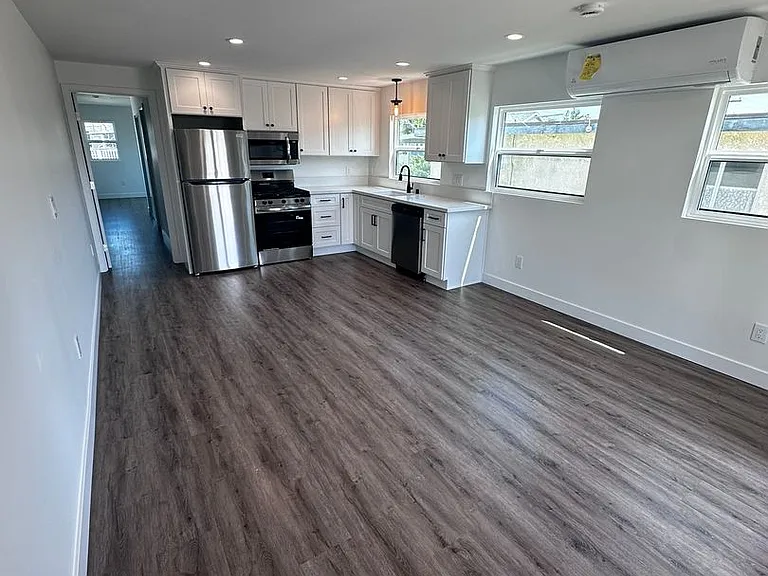 611 Silver Strand Blvd — Photo 50