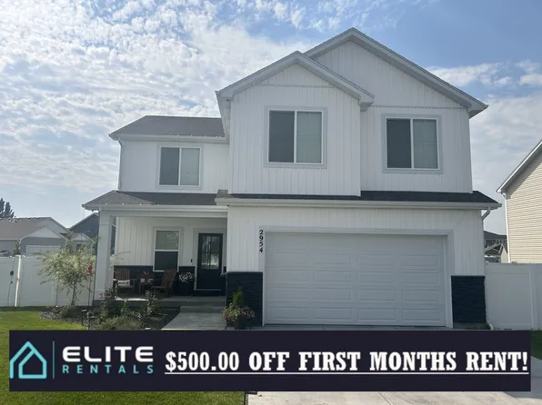 2954 Sydney Dr, Ammon, ID 83401