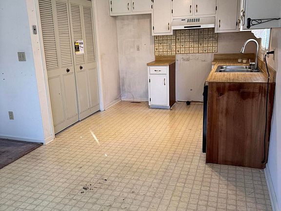 2nd image of 603 Baughman Ave