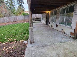 3915 SW Baird St, Portland, OR 97219