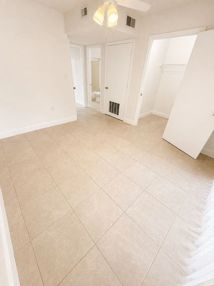 1 bed, 1.0 bath, 629 sqft, $1,099 — Photo 1