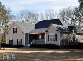 10 Grapevine Way, Cartersville, GA 30121