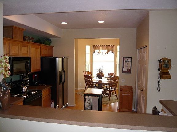 Seperate, Formal Dining Area