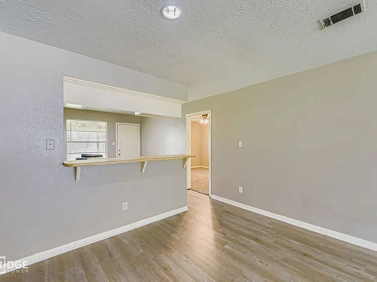 1611 Hazelwood St #A — Photo 18