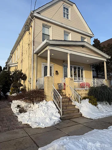 75 Fulton St Photo 1