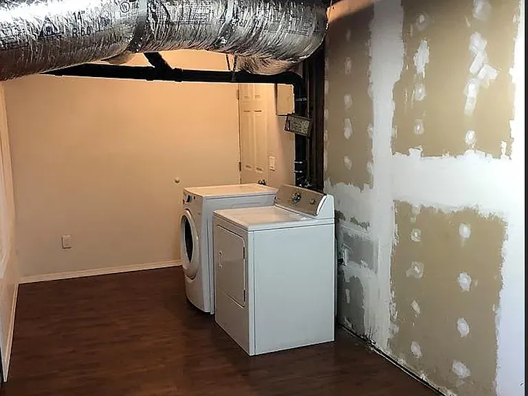 22400 Broken Bough Ln — Photo 21