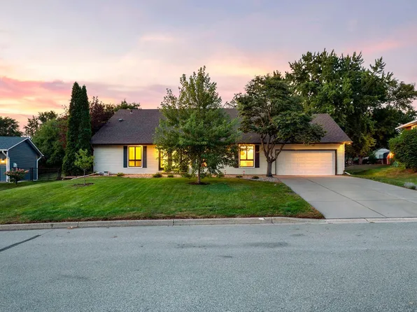 7730 Countryside Dr, Bloomington, MN 55438