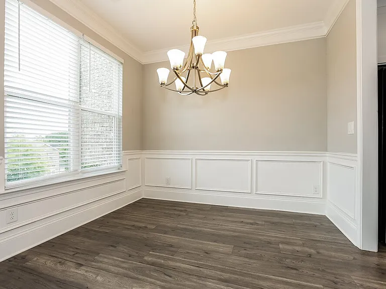 2105 Brentwood Cv — Photo 5
