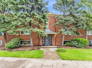5235 State Rd APT 6, Cleveland, OH 44134
