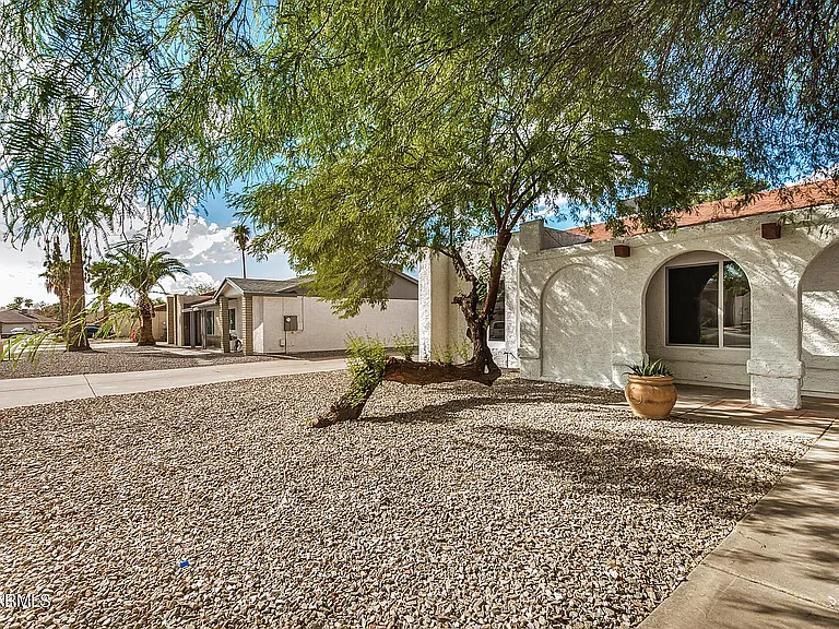 5130 W Joan De Arc Ave — Photo 15