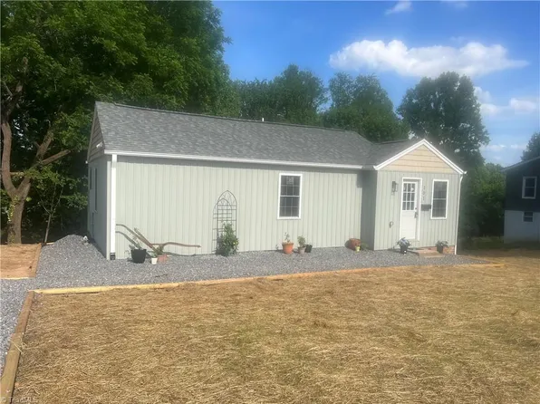 101 Pine St, Jonesville, NC 28642