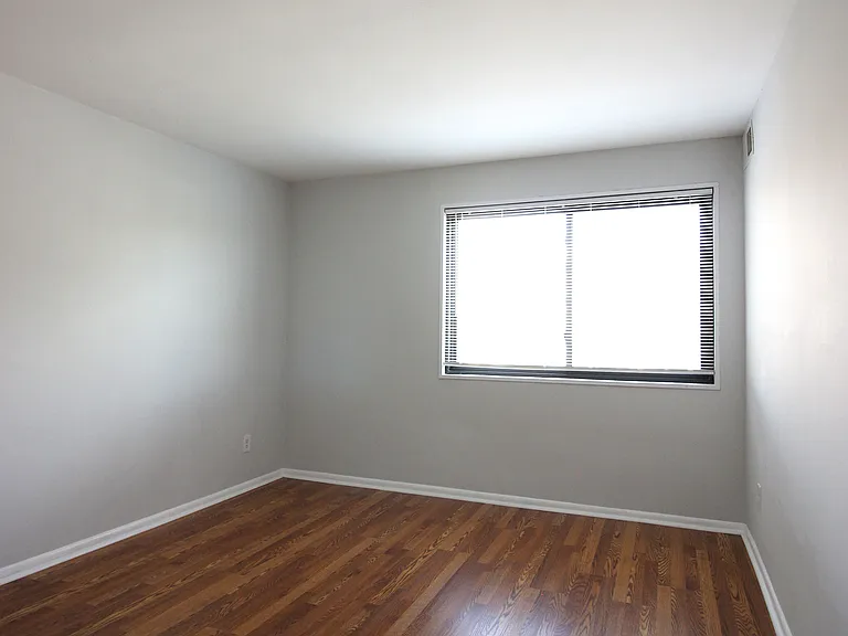 1931 N Cleveland St #306 — Photo 19