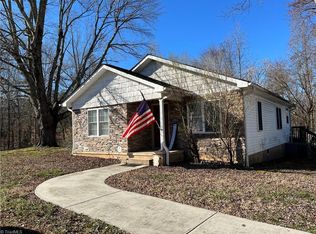 487 Yadkin College Rd, Lexington, NC 27295