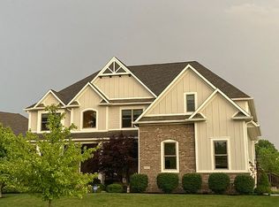 10097 Forest Meadow Cir, Fishers, IN 46040
