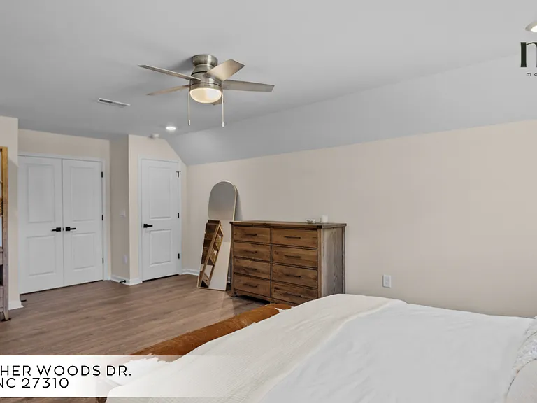 4660 Thatcher Woods Dr — Photo 4