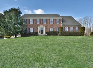 15 Nicole Ct, Freehold, NJ 07728