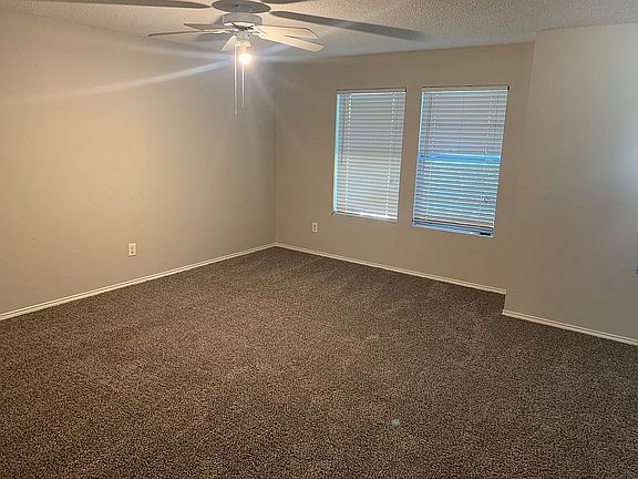 5th image of 2927 Marco Dr