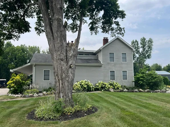 52905 Nine Mile Rd, Northville, MI 48167