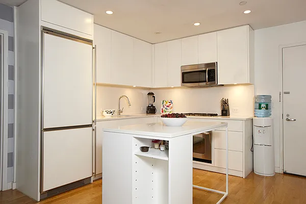 Sold by Brown Harris Stevens | media 21