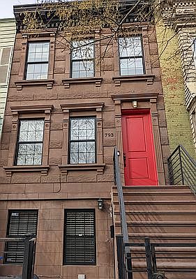 1st image of 793 Hancock St #1