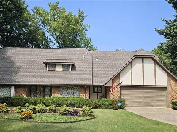 81 Stoneridge Rd, Ponca City, OK 74604