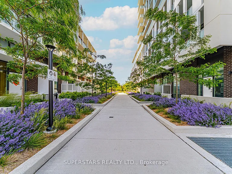 188 Fairview Mall Dr #2216 — Photo 19
