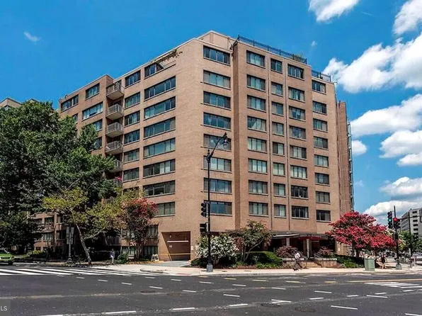 2201 L St NW APT 617, Washington, DC 20037