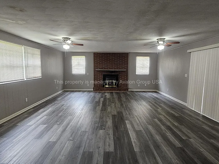 9504 Evesham Rd — Photo 13