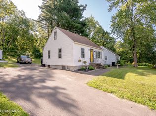 1114 10th Ave, Troy, NY 12182