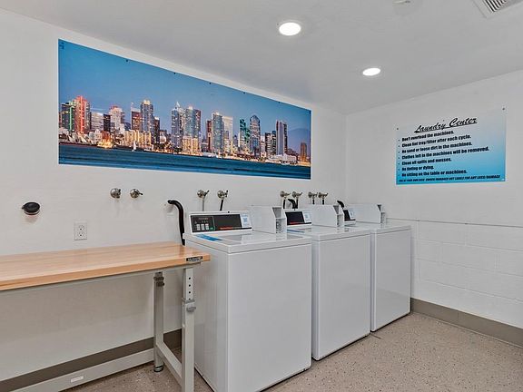 Shared laundry on-site!