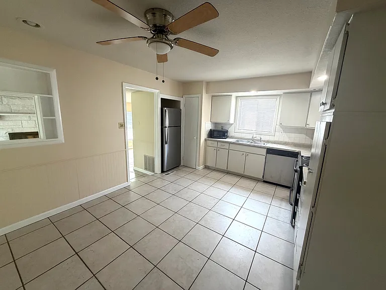 1404 Glendale Dr — Photo 15