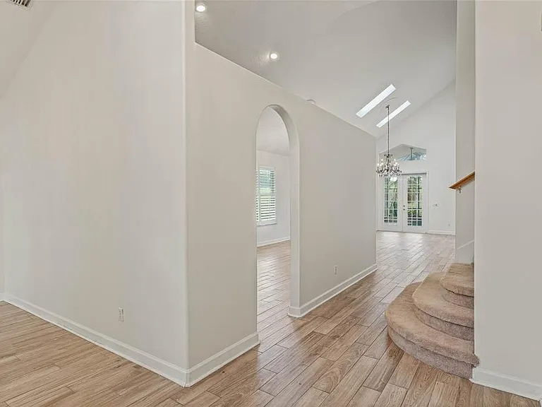 7284 Hawksnest Blvd — Photo 4