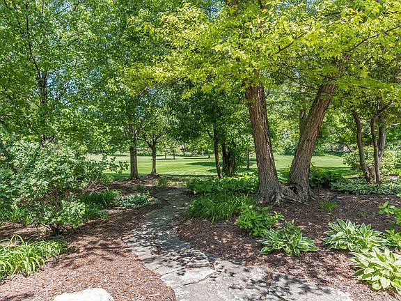 3rd image of 1611 Mistwood Dr