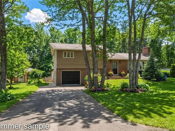 105 Montclair St, Shediac, NB E4P 2J2