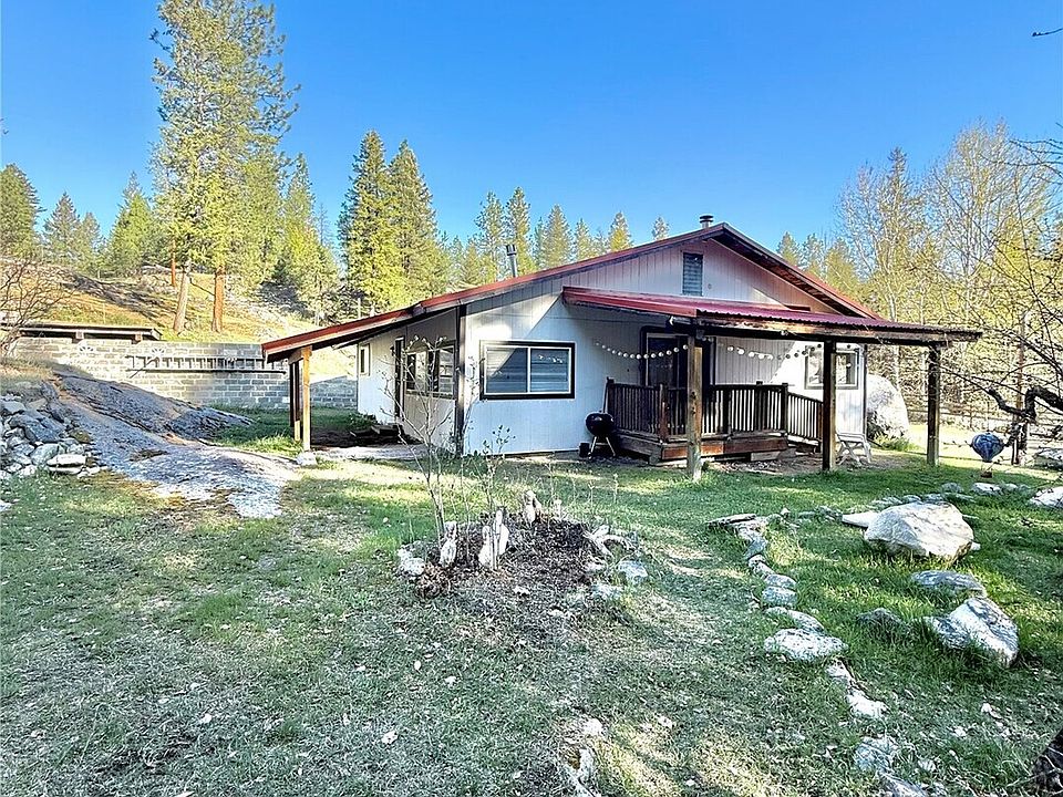 1st image of 1092 Aeneas Valley Road