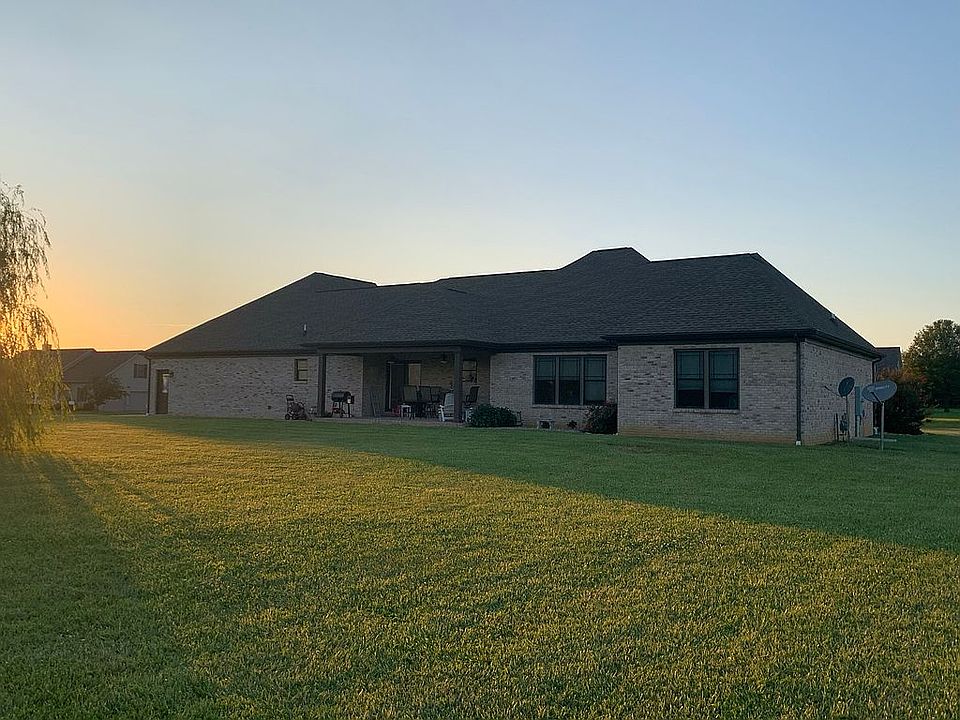 1389 W Wheatland Ct, Haubstadt, IN 47639 Zillow