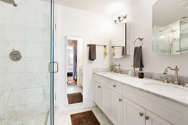 Rented by Engel and Völkers Brownstone Brooklyn | media 7