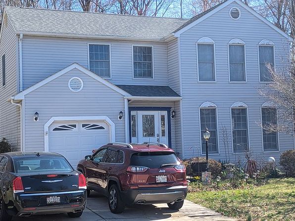 400 Birchwood Manor Ln