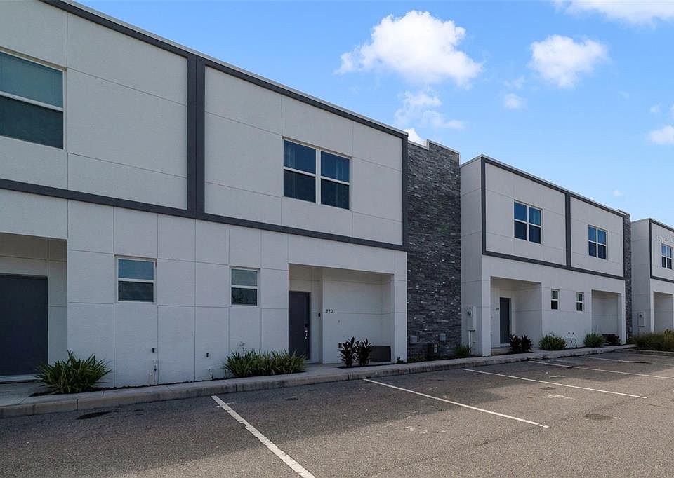 1st image of 340 FAMAGUSTA DRIVE