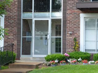 10308 Forest Brook Ln APT A, Saint Louis, MO